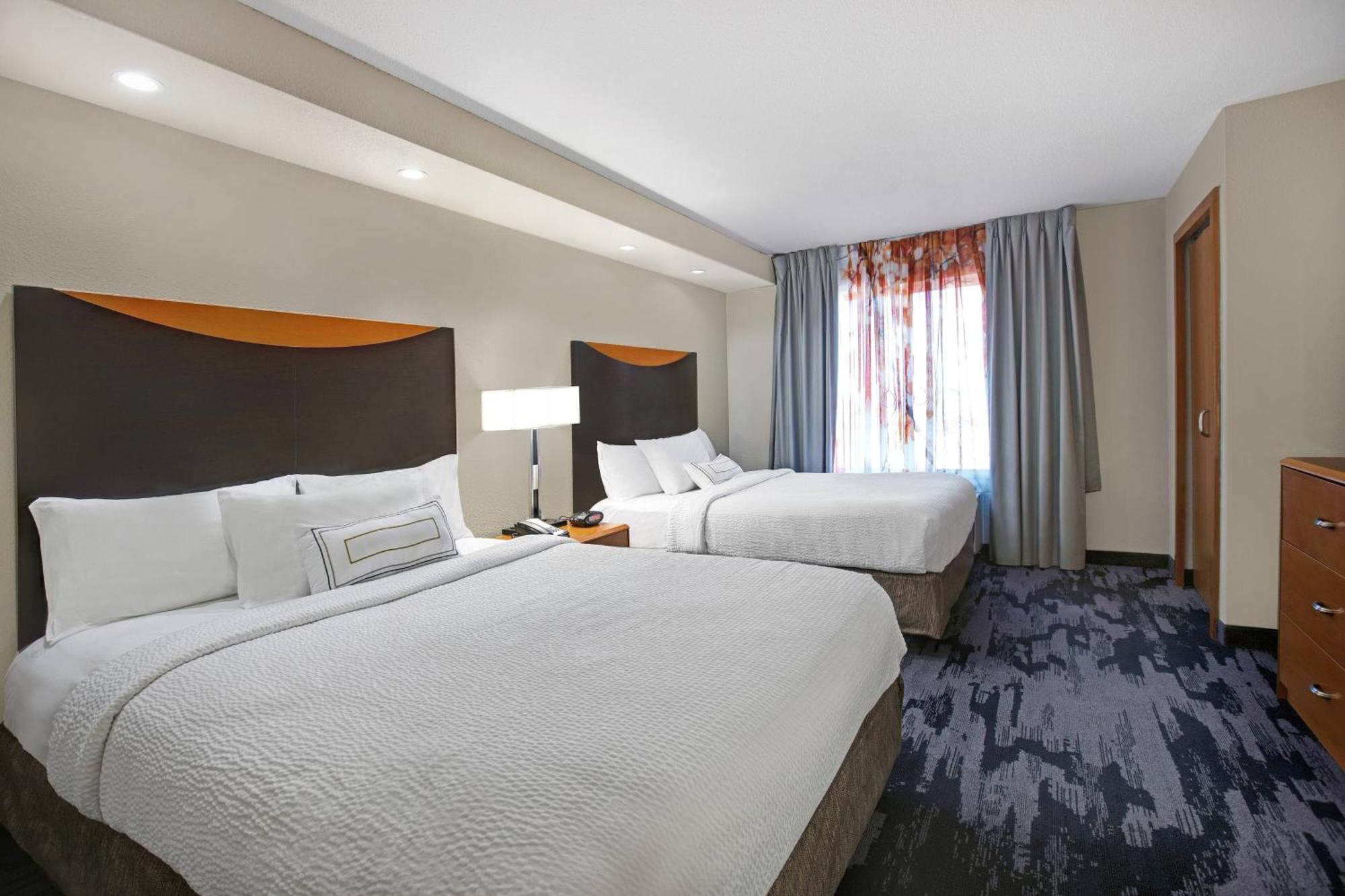 Fairfield Inn And Suites Карлсбад Экстерьер фото
