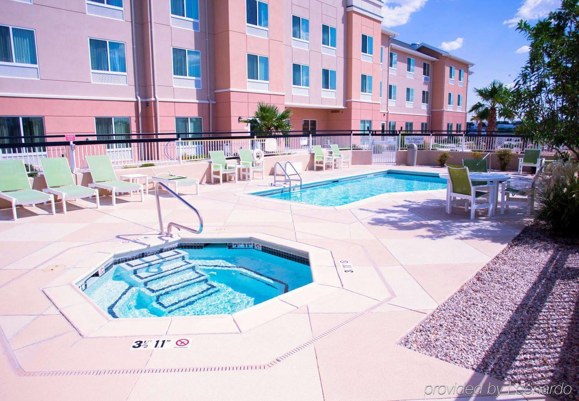 Fairfield Inn And Suites Карлсбад Экстерьер фото